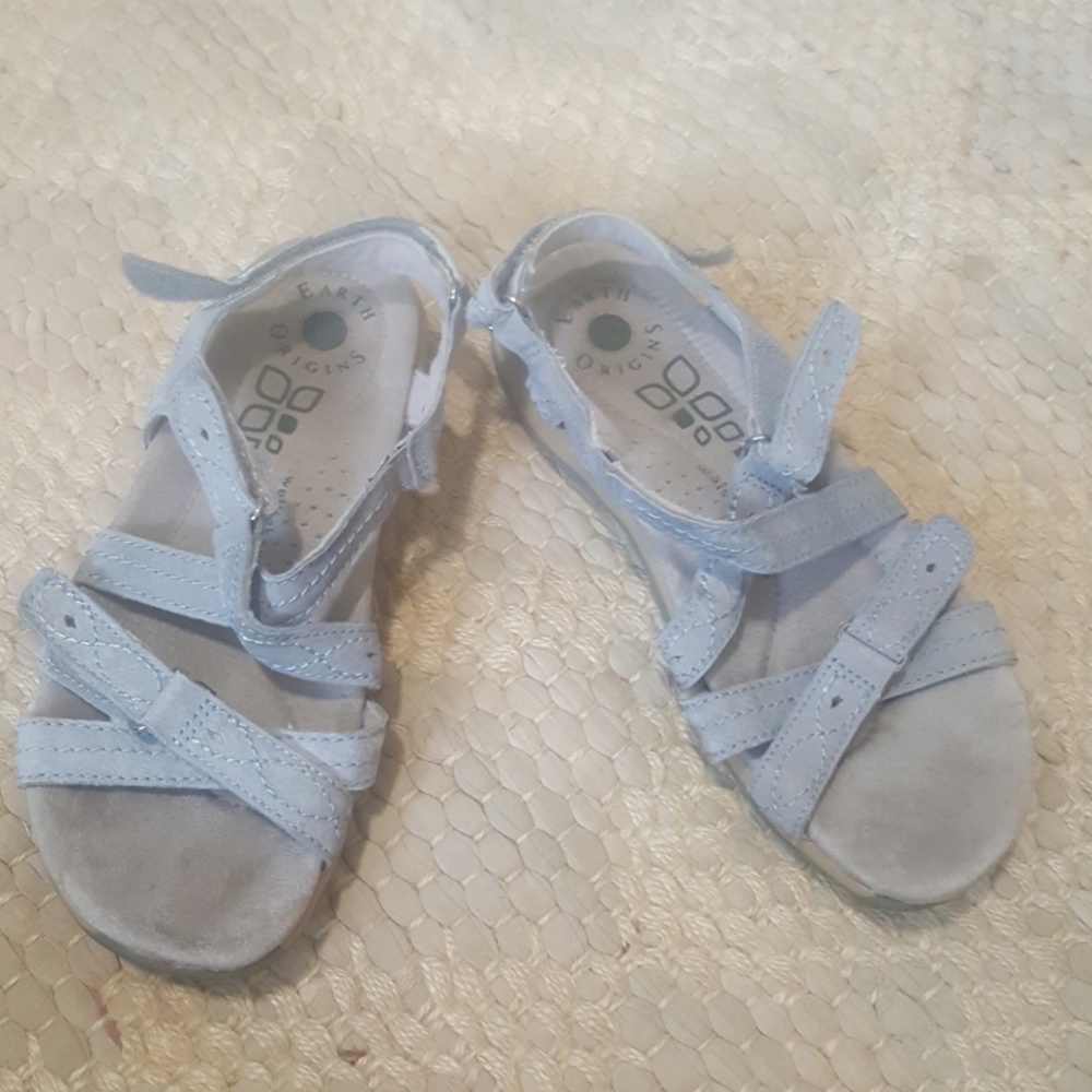 Hiking sandals - great for the outdoors hiking